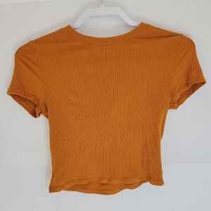 H&M Ribbed Amber Crop Top